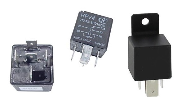 Rele' 12v-40ah 5 attacchi